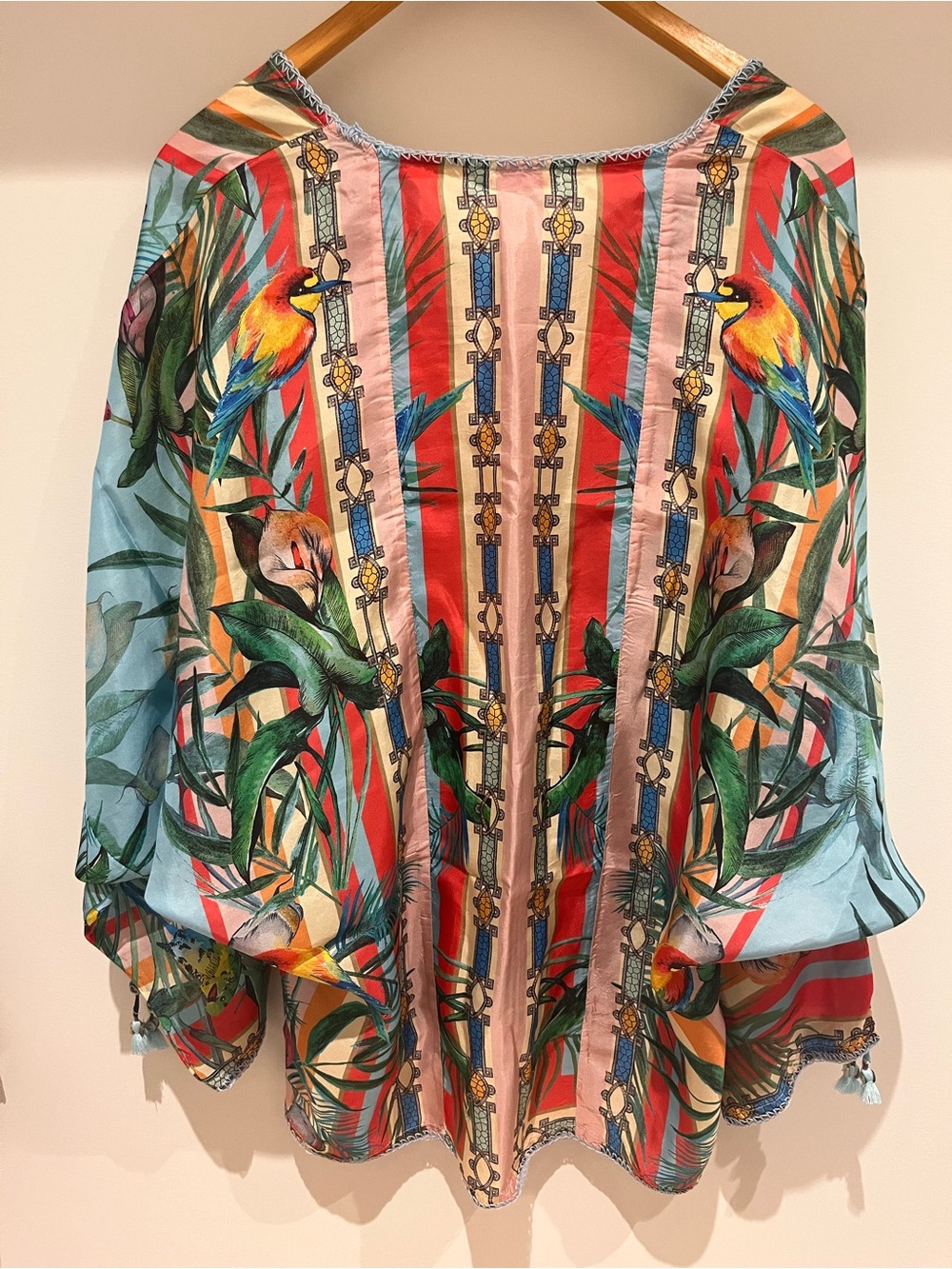 Johnny Was Capri Botanical Parrot Print V-Neck Tunic 100% Silk Medium - Picture 4 of 15